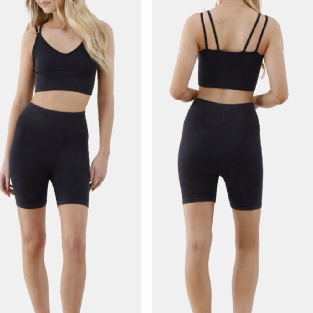 No Boundaries Black Ribbed V-Neck Bralette /High Rise Shorts Work Out Set Size S